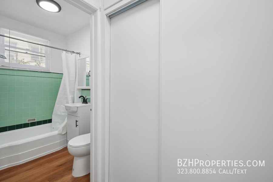 4010 Los Feliz Blvd #7 - Photo 6 of 9
