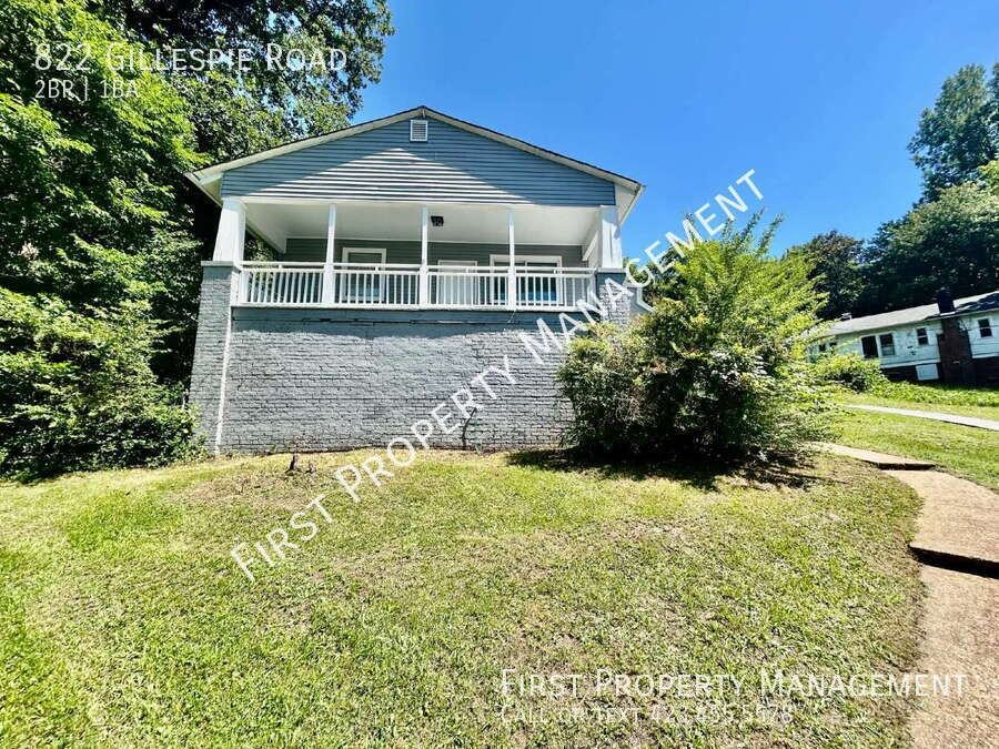 822 Gillespie Rd - Photo 2 of 23