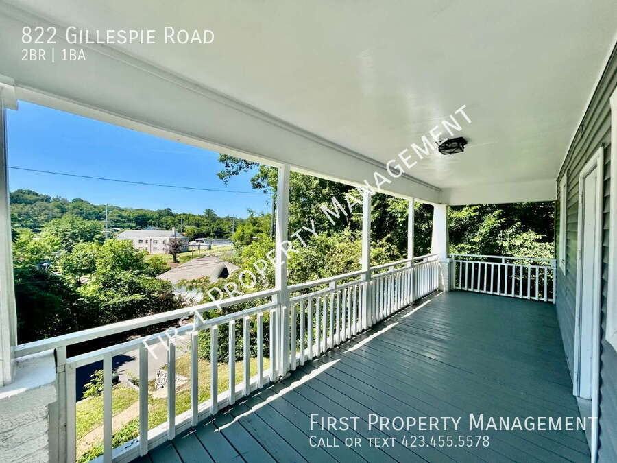 822 Gillespie Rd - Photo 4 of 23