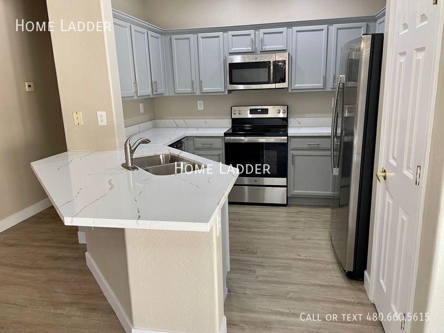 1836 W Kuralt Dr - Photo 6 of 24