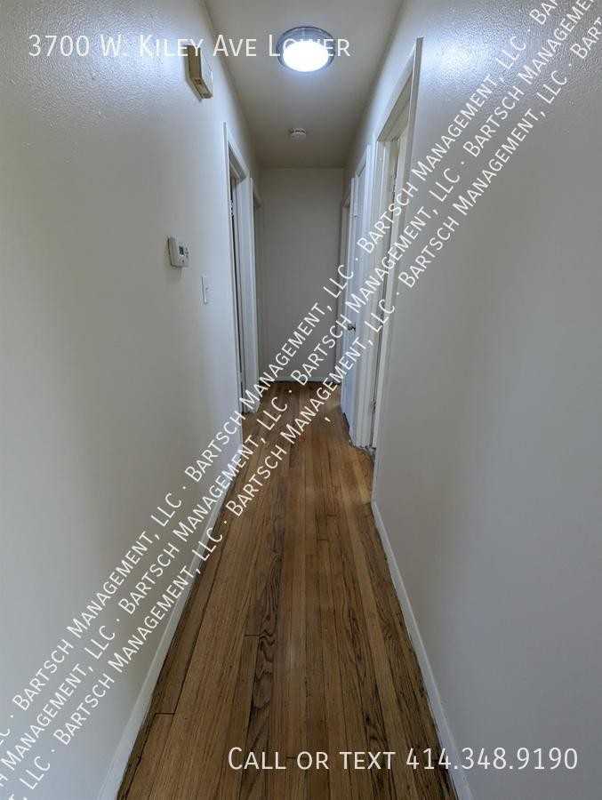 3700 W Kiley Ave Lowr - Photo 2 of 8