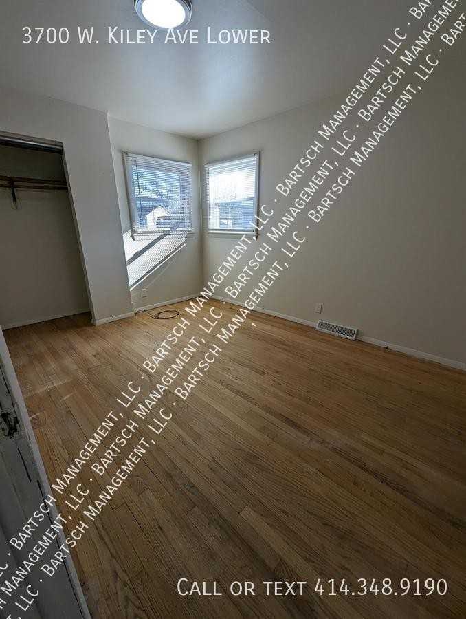 3700 W Kiley Ave Lowr - Photo 4 of 8