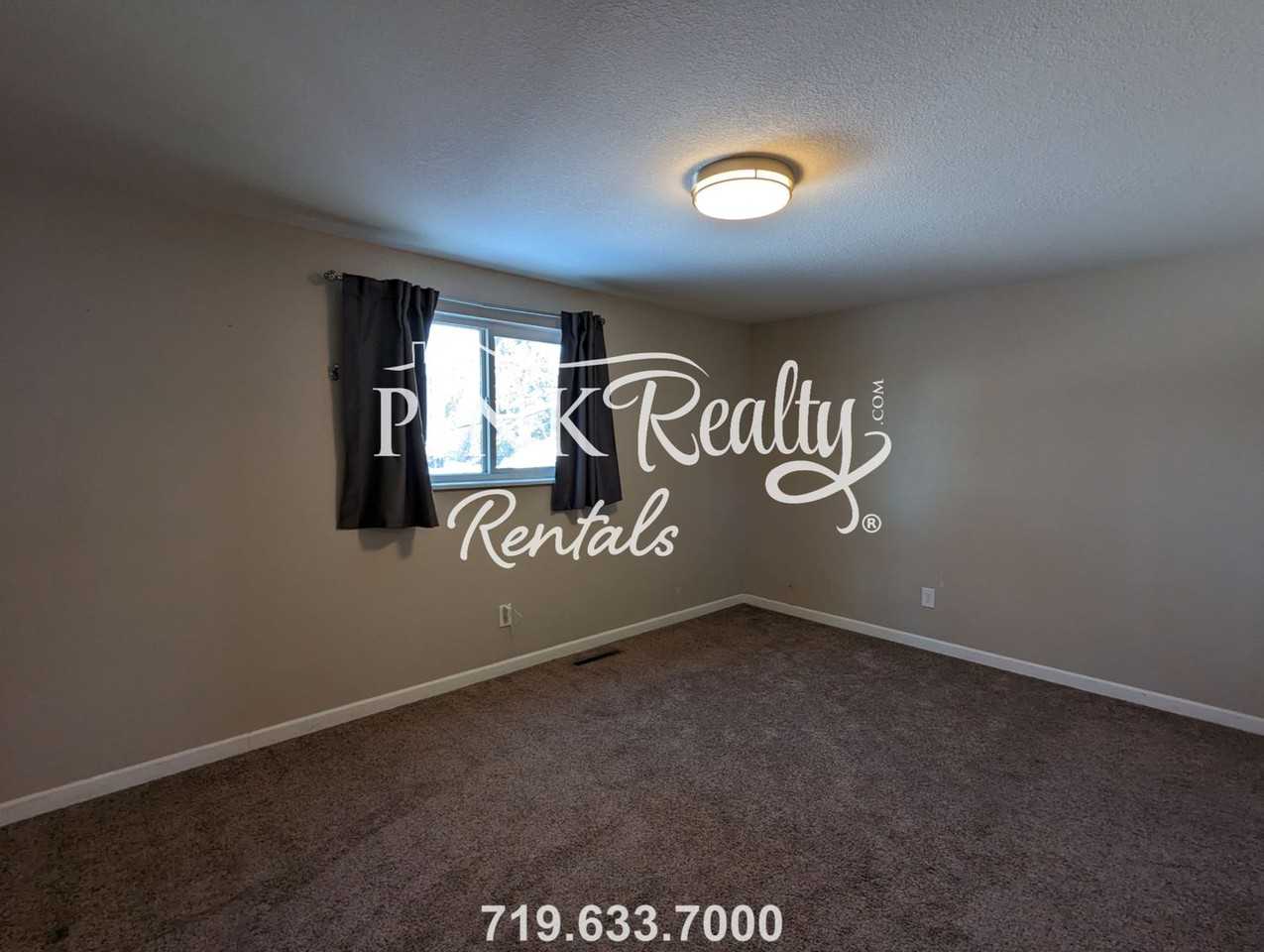 1730 Luna Dr - Photo 6 of 27