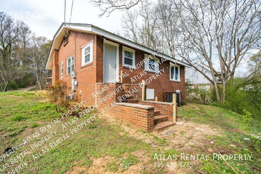 1647 Cherry Ave - Photo 4 of 20