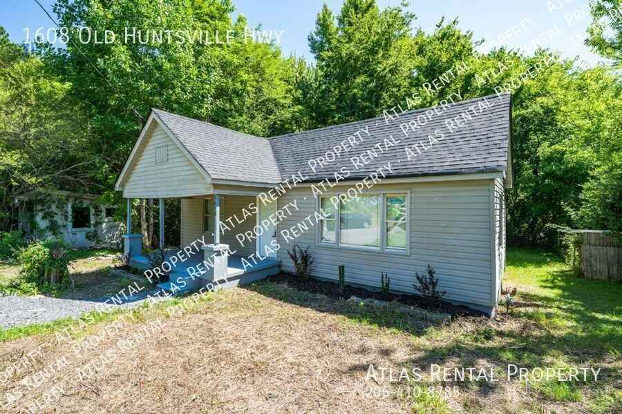 1608 Old Huntsville Hwy Nw - Photo 2 of 21