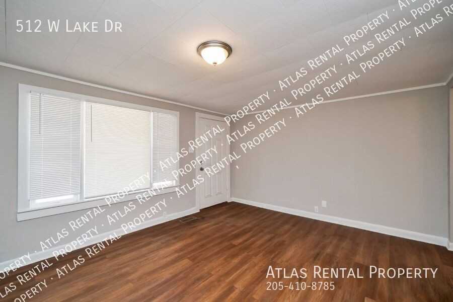 512 W Lake Dr - Photo 5 of 17