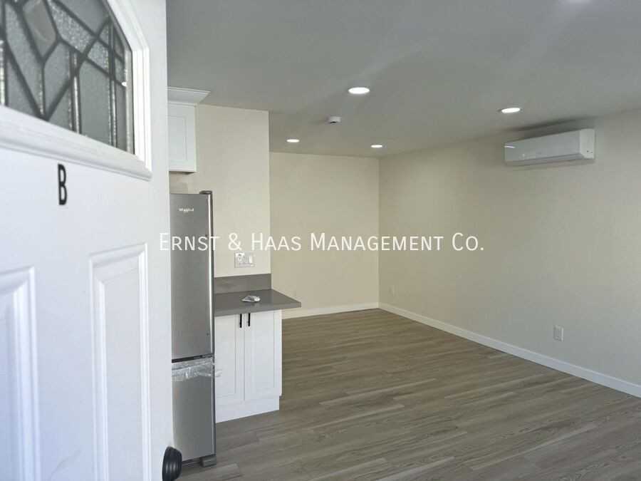 774B Cherry Ave - Photo 3 of 7