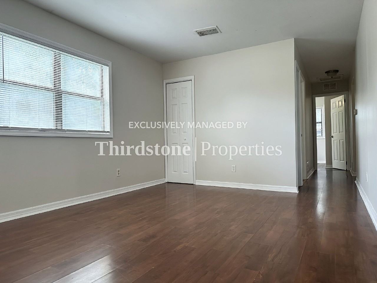 1173 W 27th St - Photo 7 of 26