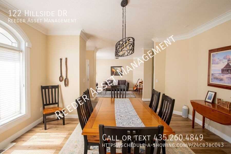 122 Hillside Dr - Photo 4 of 31