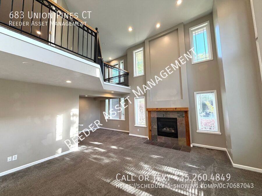683 E Union Pines Ct - Photo 3 of 13