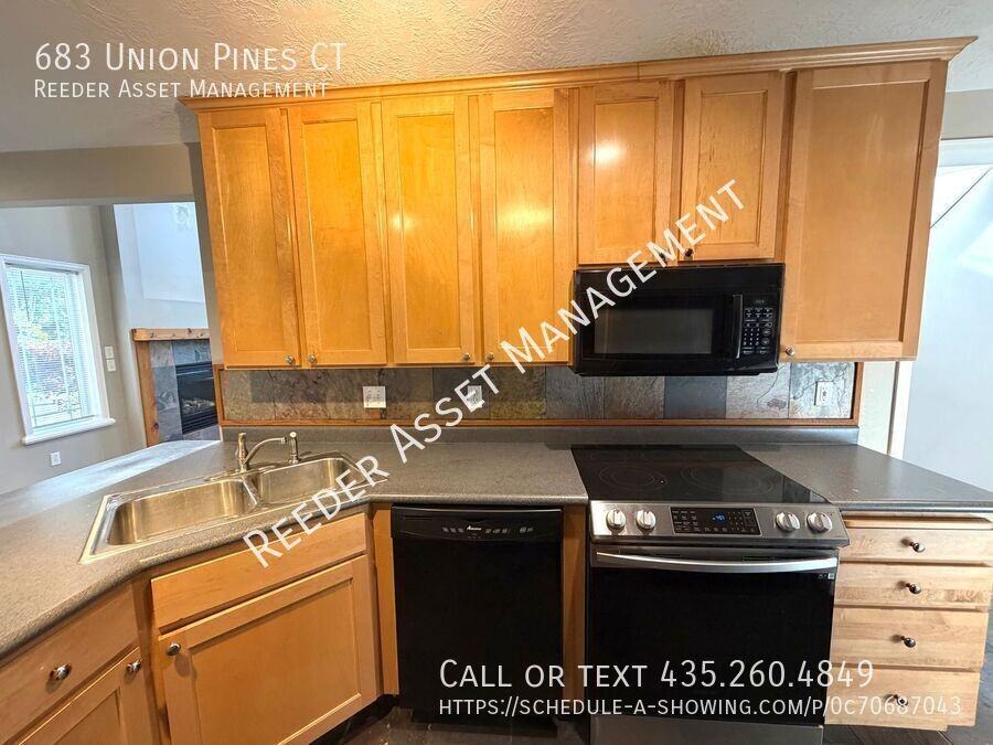 683 E Union Pines Ct - Photo 5 of 13