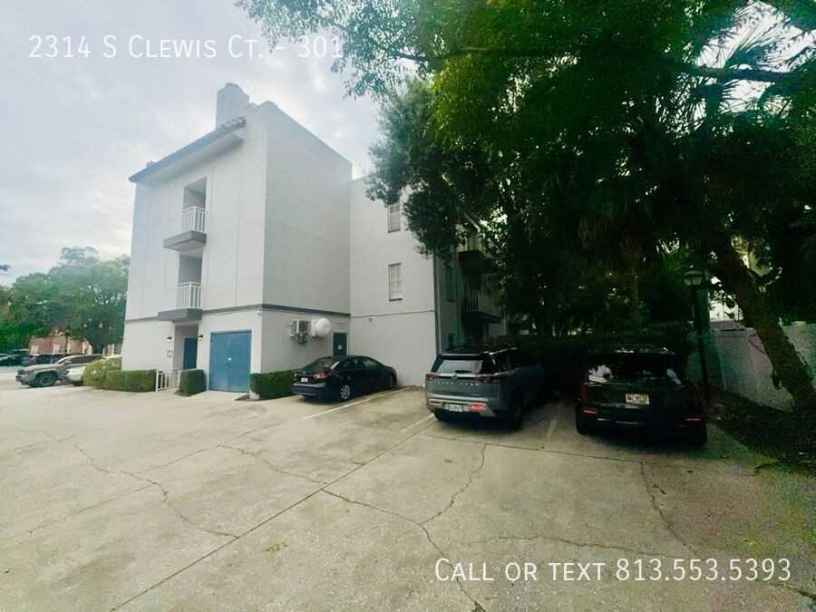 2314 S Clewis Ct #301 - Photo 4 of 50