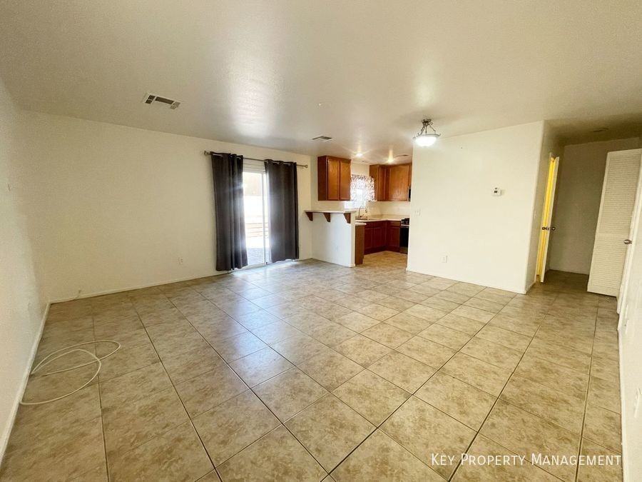 1836 Luna Alegre St - Photo 4 of 30