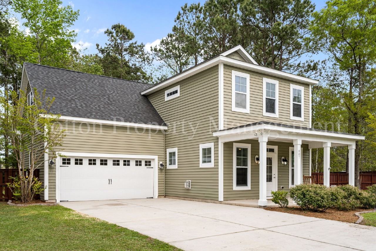 807 Dan Owen Dr - Photo 2 of 50