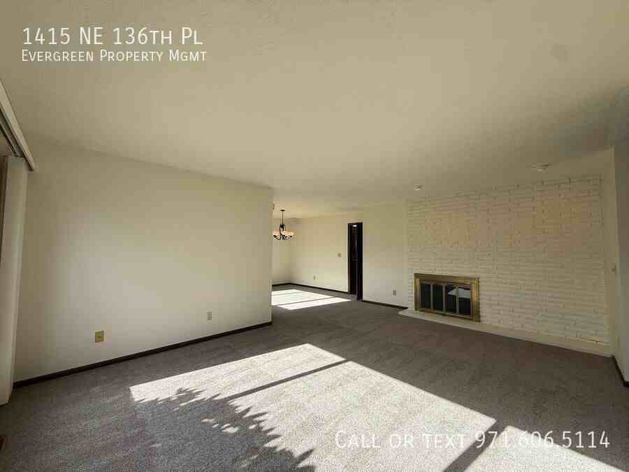 1415 Ne 136th Pl - Photo 7 of 46
