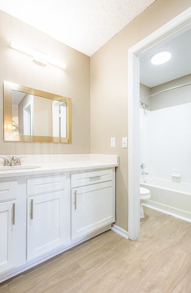 1036 Caledon Ct #1036 - Photo 4 of 9