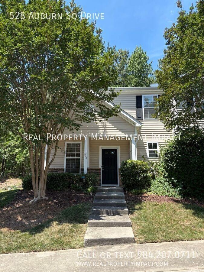528 Auburn Square Dr