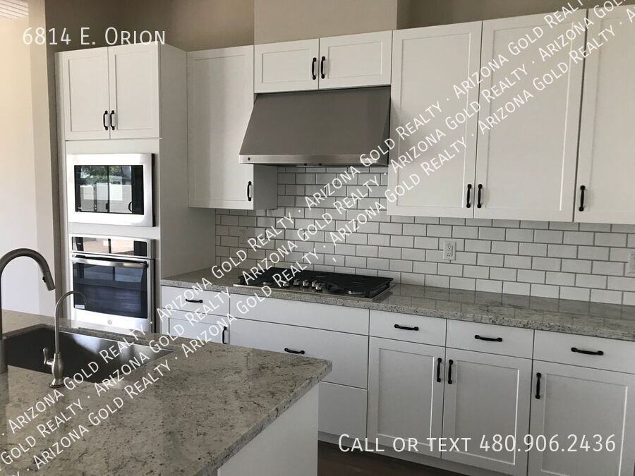 6814 E Orion Dr - Photo 3 of 27