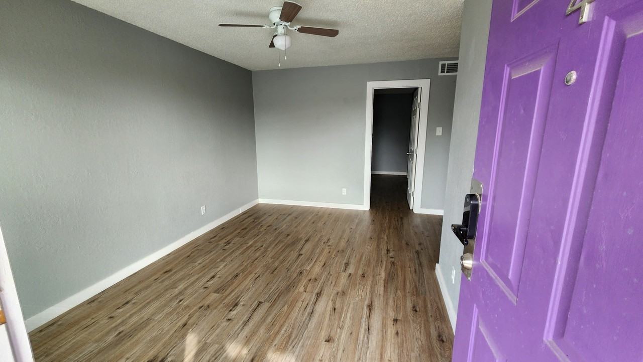 Charming Apartment for Rent 109 East Dean Ave - Photo 4 of 8