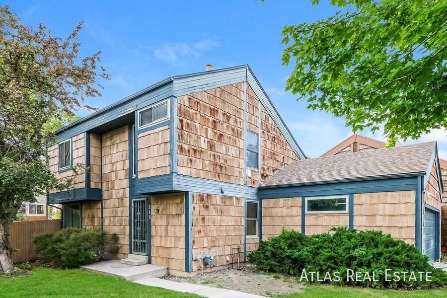 10102 W Ida Ave #213 - Photo 7 of 13