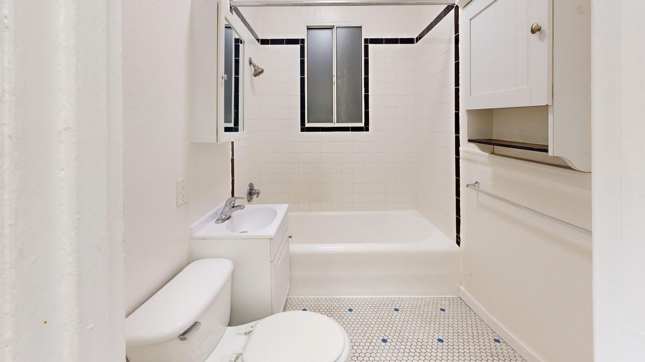 1215 Laguna Street - Photo 6 of 16
