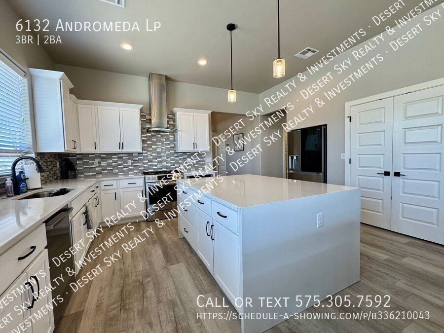 6132 Andromeda Loop - Photo 7 of 39
