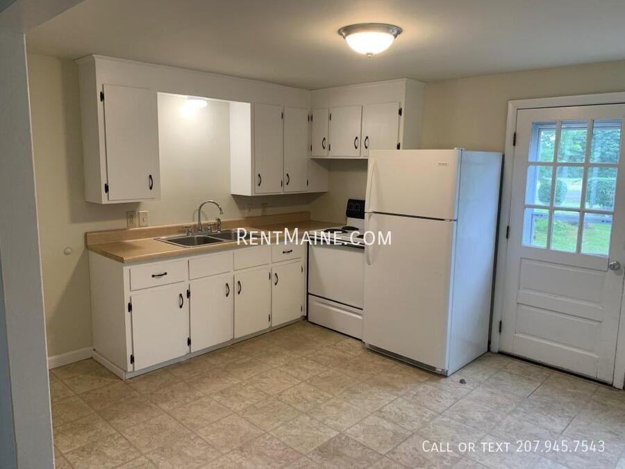 35 Yale St - Photo 2 of 13