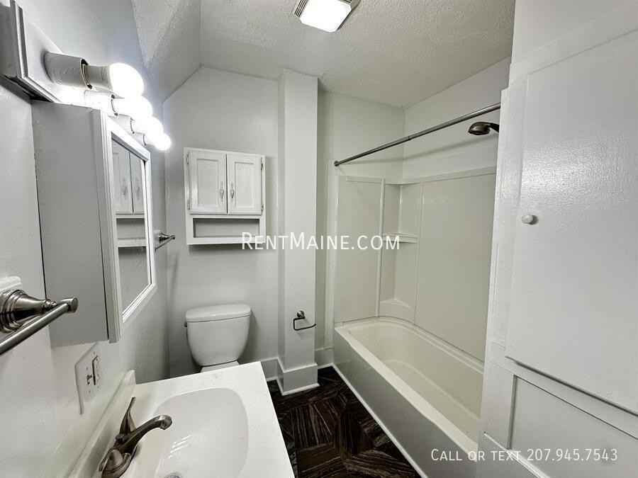 151 4th St #1 - Photo 5 of 7