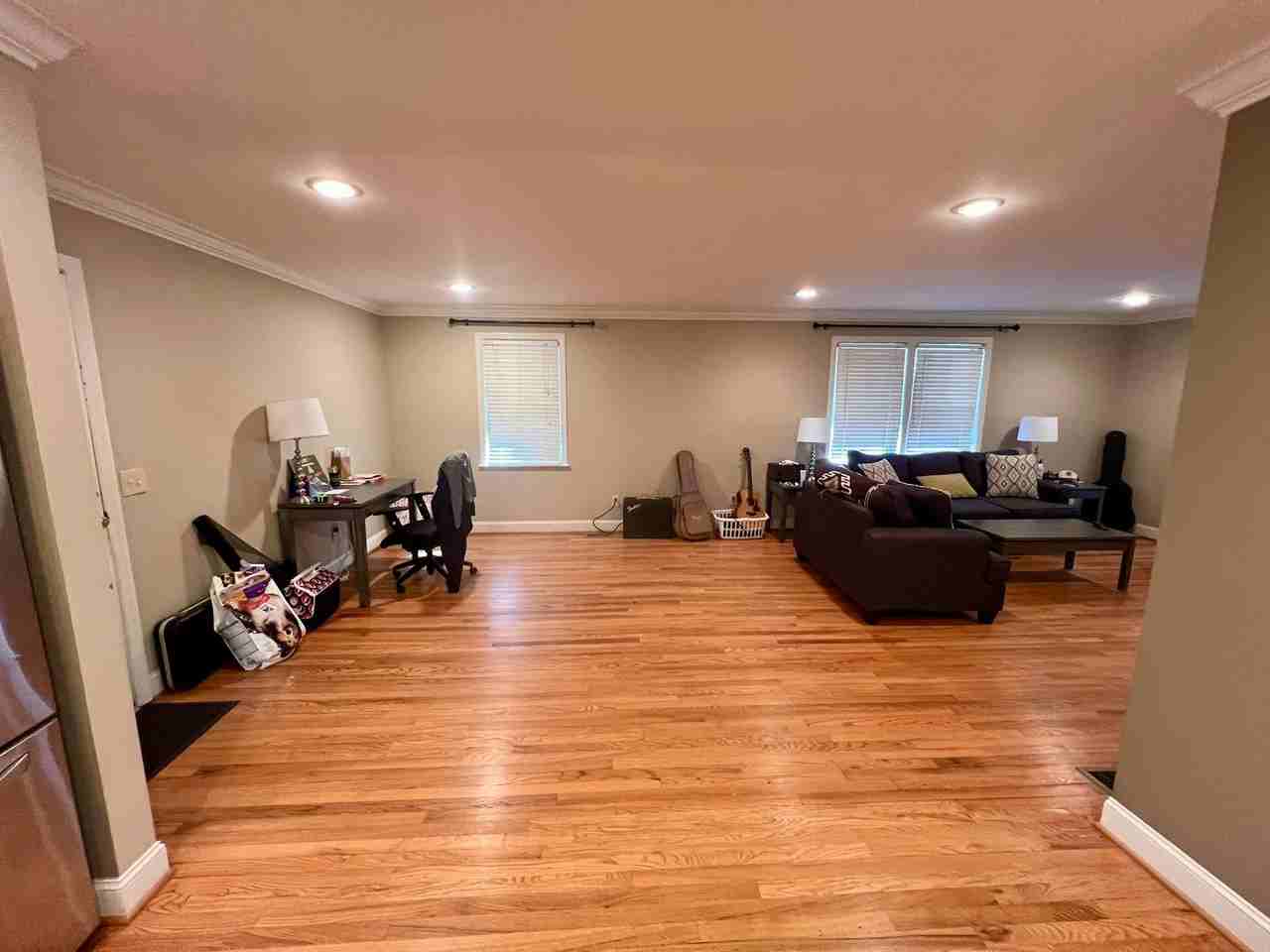 3641 Foxhall Rd - Photo 5 of 17