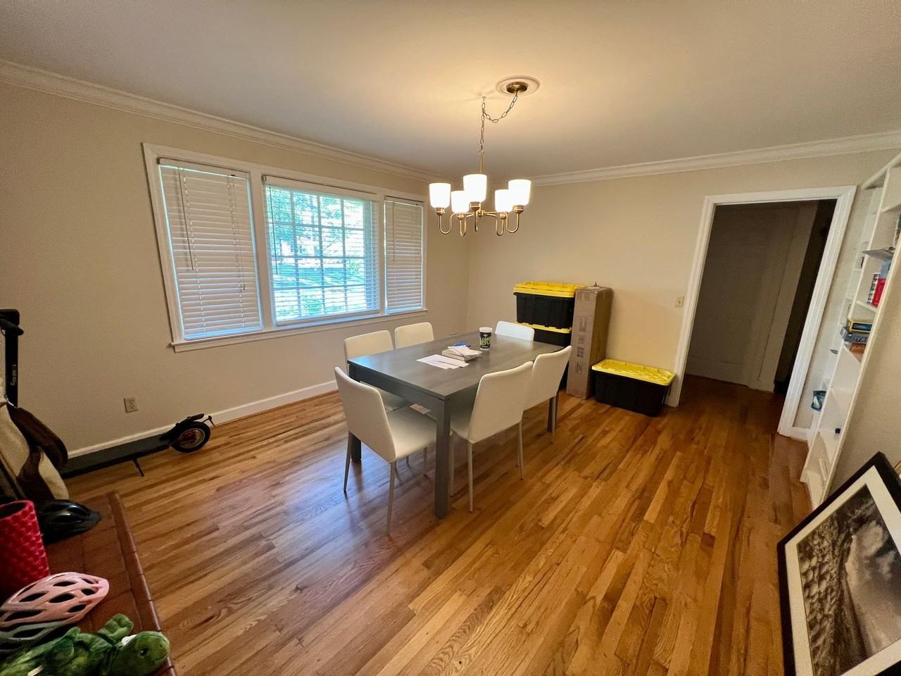 3641 Foxhall Rd - Photo 7 of 17