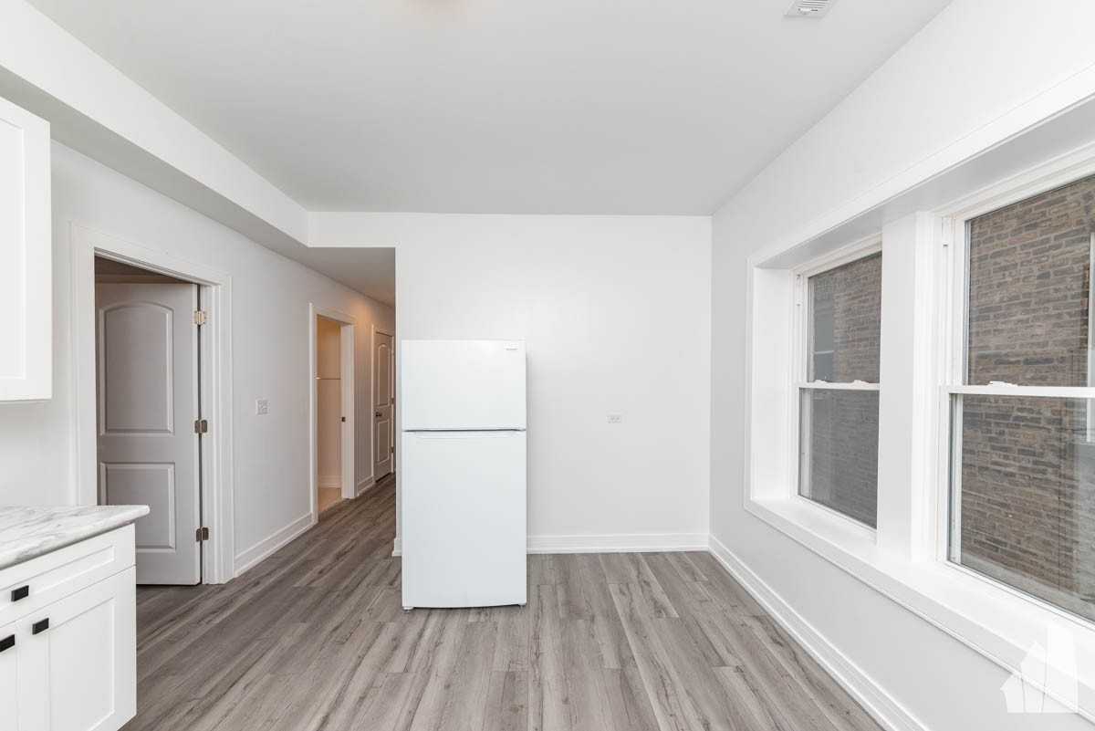 4616 N Monticello Ave #2 - Photo 7 of 8