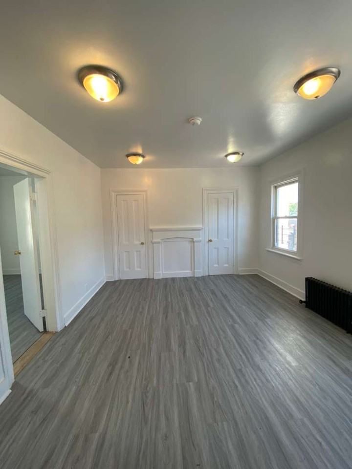 126 Oliver Ave #2 - Photo 6 of 12