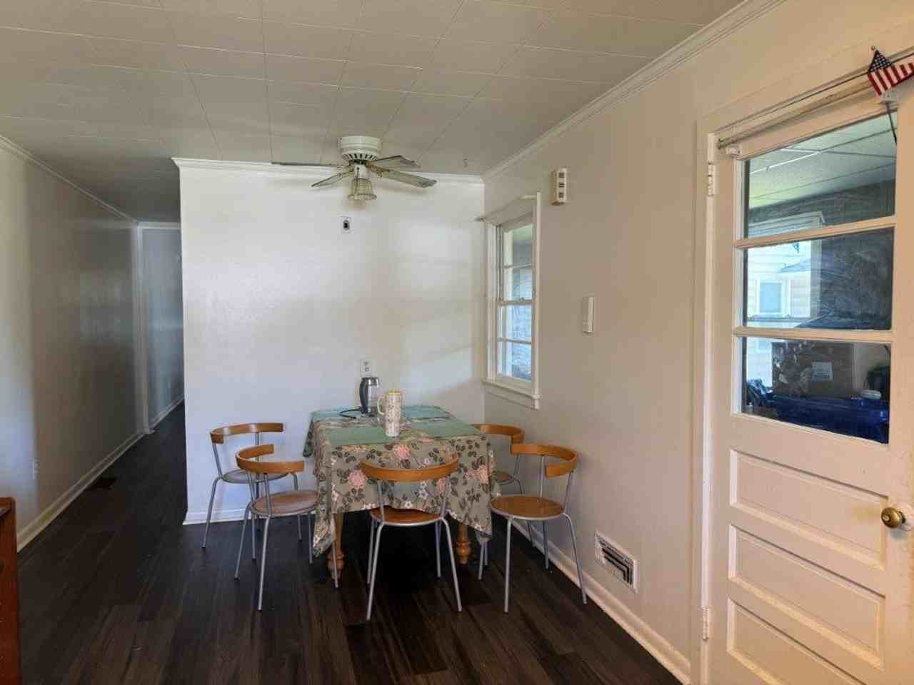 318 W Allen St #320 - Photo 5 of 18