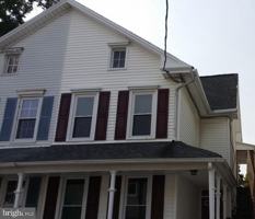 featured image of 116 E Locust St #2ndFL