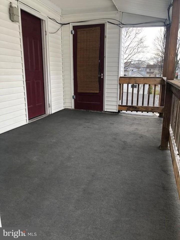 116 E Locust St #2ndFL - Photo 2 of 12