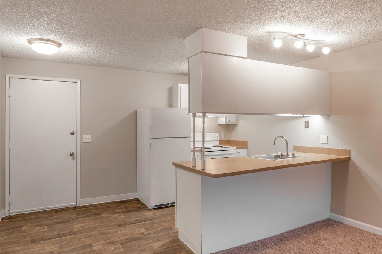 8805 N Colton St #66 - Photo 4 of 4
