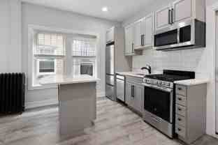 1063 W Glenlake Ave #2S - Photo 1 of 1