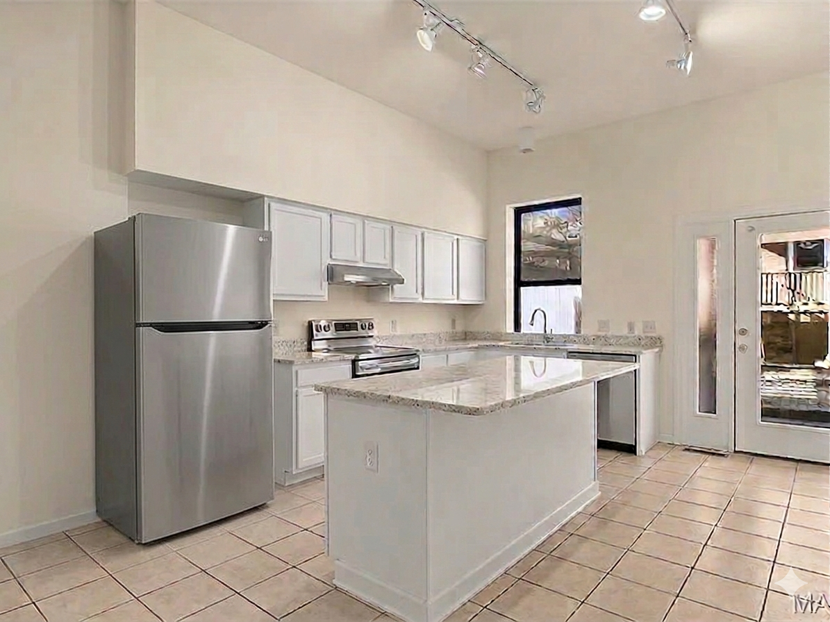 2211 Menard St #B - Photo 2 of 5