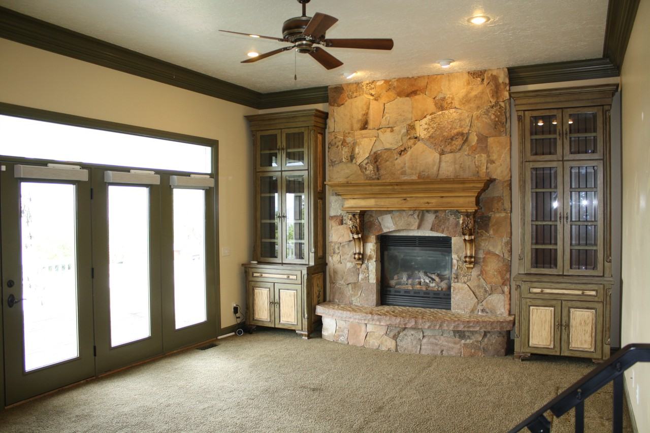 2962 Oakwood Dr #NA - Photo 6 of 47