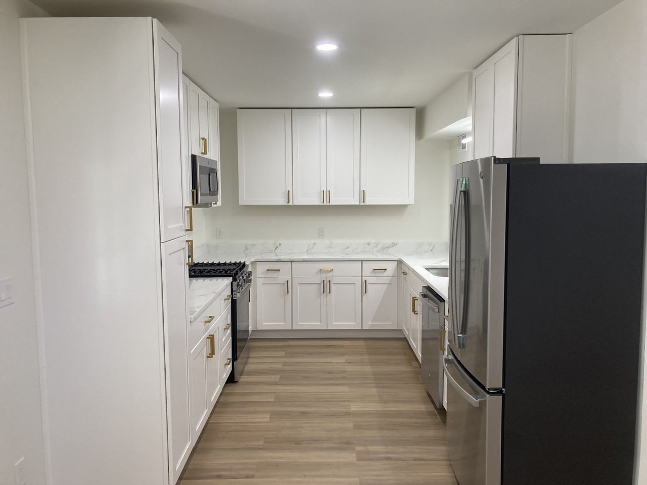 2672 Suzanne Ln #B - Photo 2 of 37