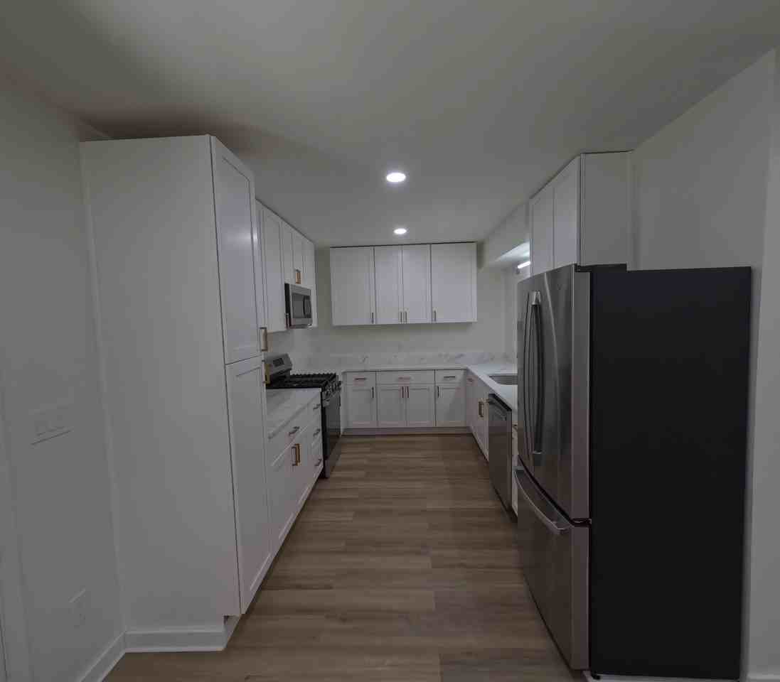 2672 Suzanne Ln #B - Photo 3 of 37