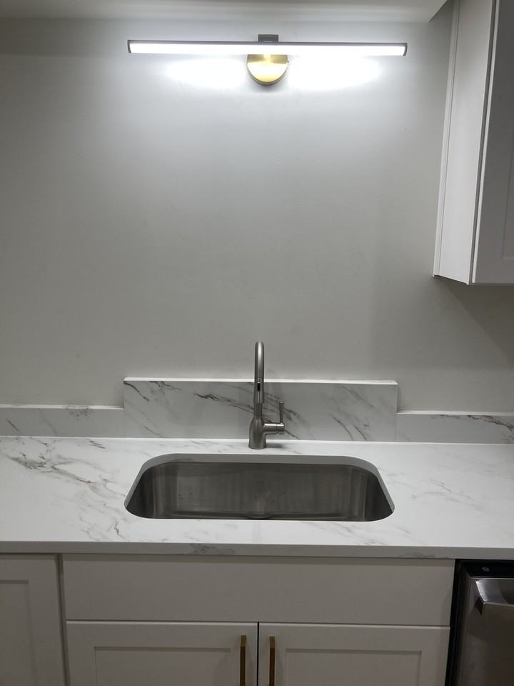 2672 Suzanne Ln #B - Photo 7 of 37