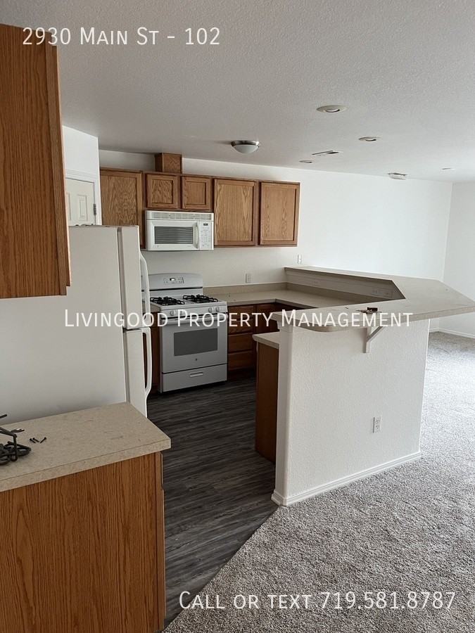 2930 Main St #102 - Photo 4 of 18