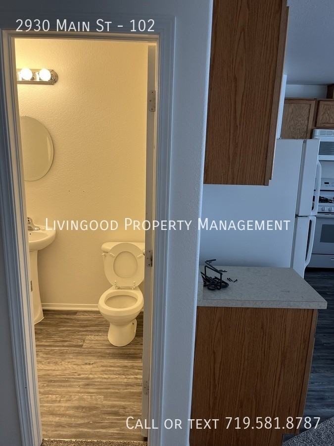 2930 Main St #102 - Photo 6 of 18