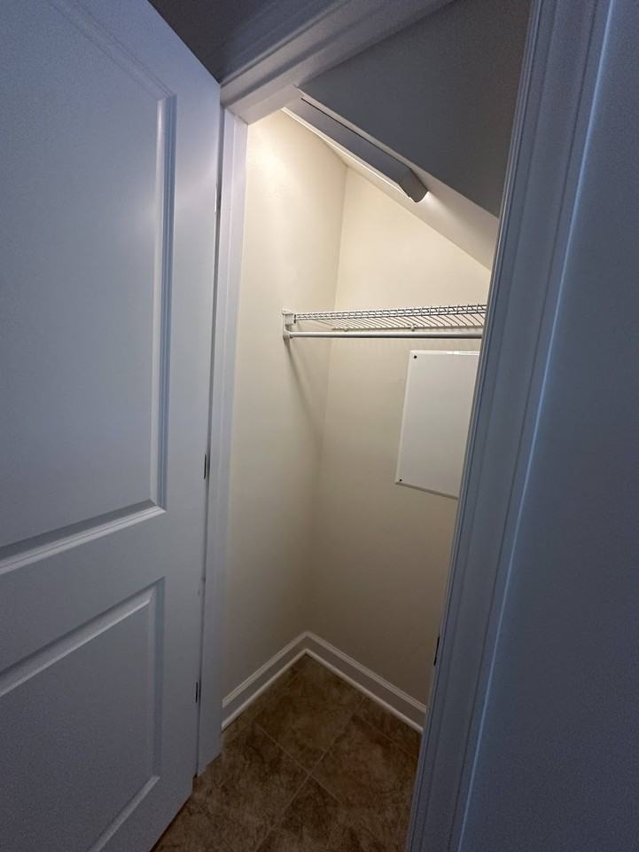 2436 Winthrop Dr #NA - Photo 5 of 40