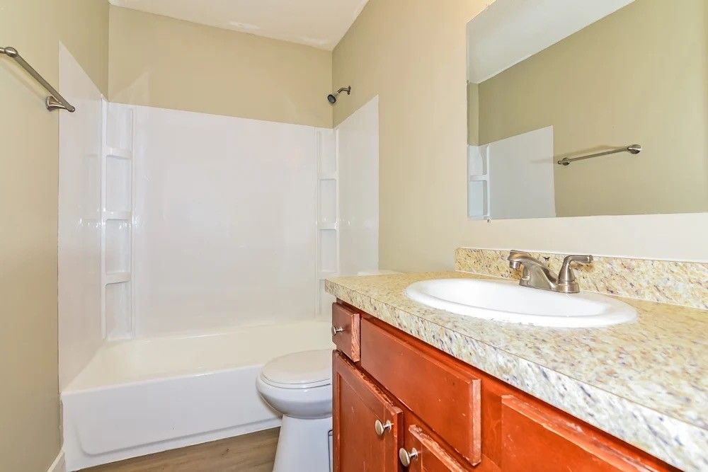 237 W Garfield Ave #NA - Photo 4 of 7