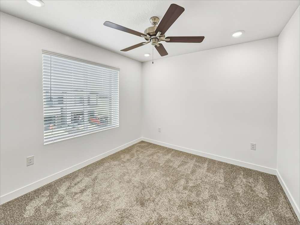 237 W Garfield Ave #NA - Photo 5 of 7