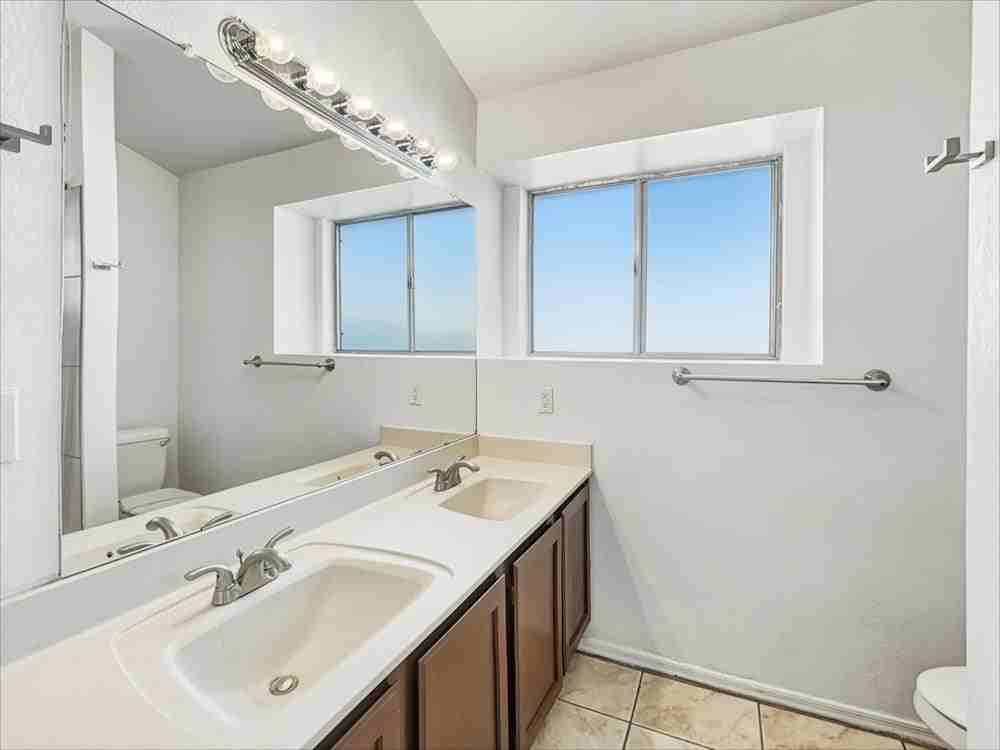 237 W Garfield Ave #NA - Photo 7 of 7