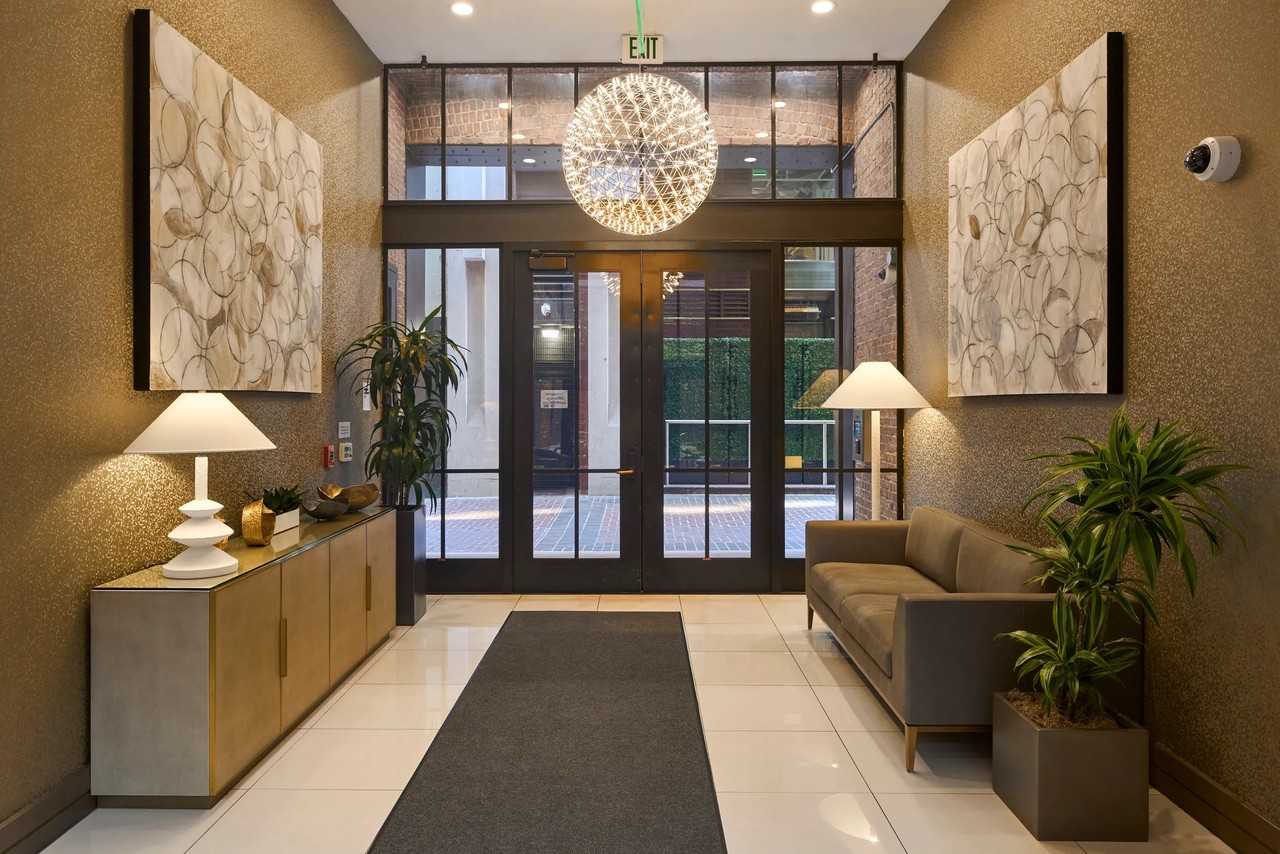 16 Jessie St #308