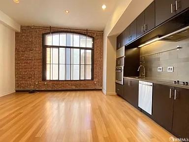 16 Jessie St #308 - Photo 3 of 15